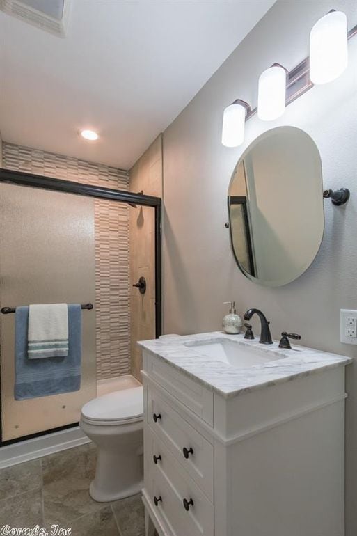 Building Photo - 14 Evergreen Ct