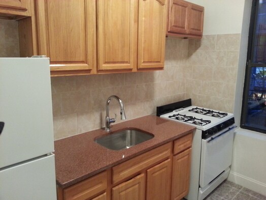 Primary Photo - 864 60th St