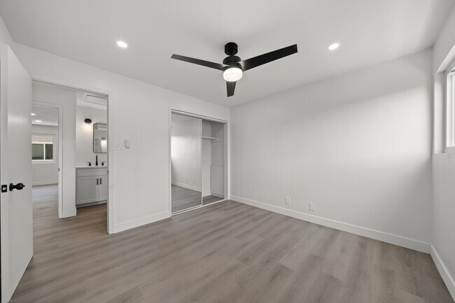 Foto del edificio - 3444 E Wilton St