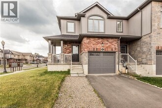 Building Photo - 26 Meadowridge St