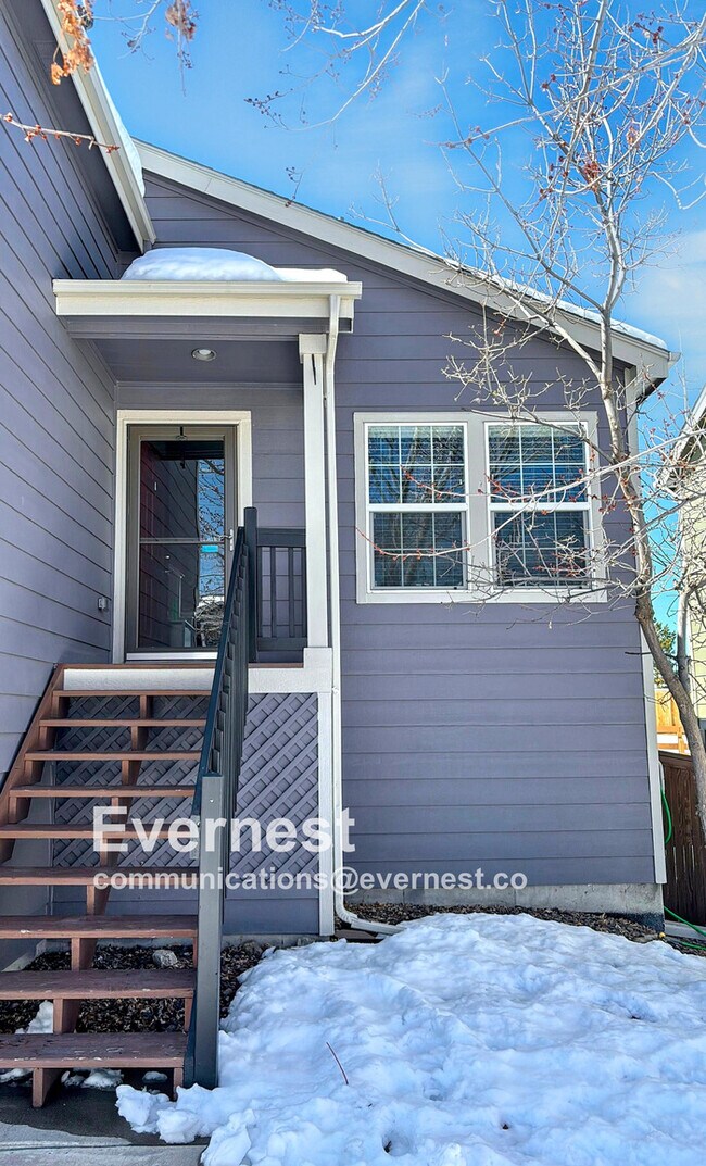 Foto del edificio - 9909 Aftonwood St