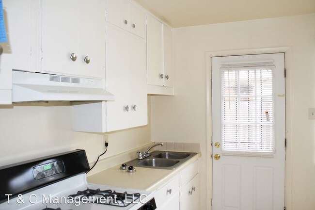 Foto del edificio - 625-625 Grove St SE
