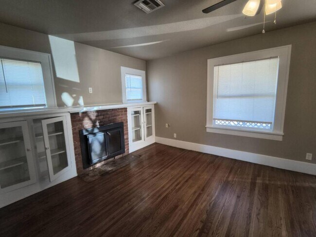 Foto del edificio - 814 S St Louis Ave