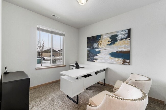 Building Photo - Maplewood Villas
