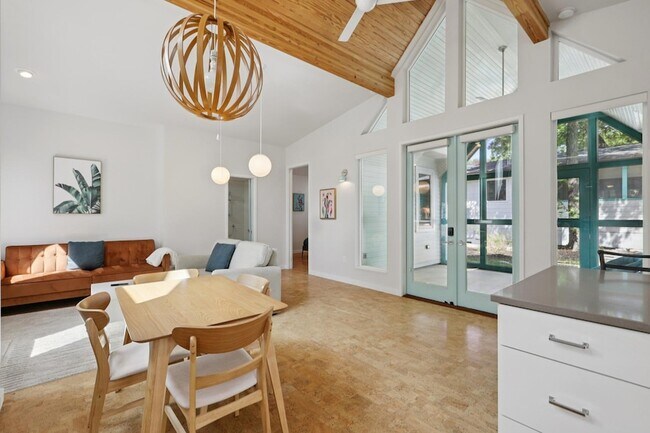 Foto del edificio - 3901 Cherrywood Rd