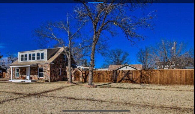 Foto del edificio - 5320 25th St