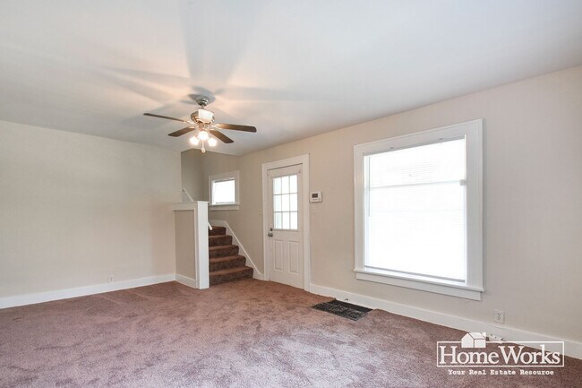 Building Photo - 1257 Cedar St