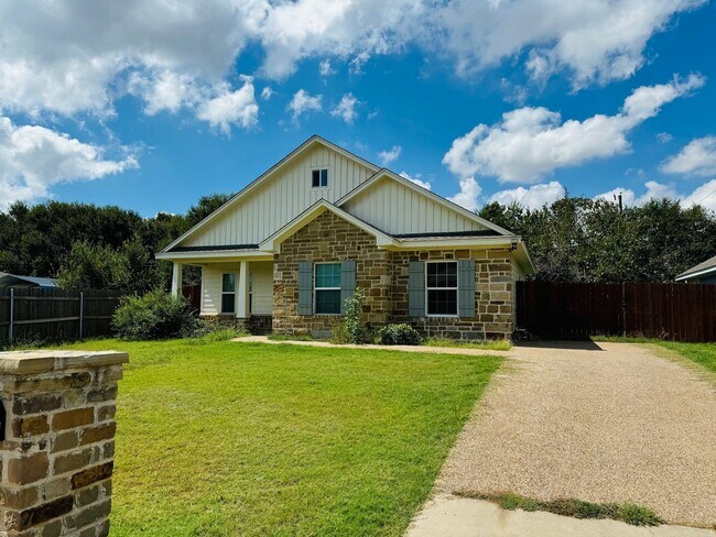 Foto del edificio - Perfect Home near Baylor University