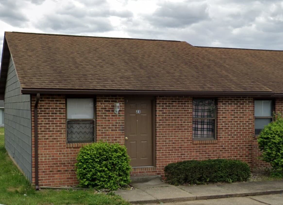 Building Photo - 8701 N Raintree Ct