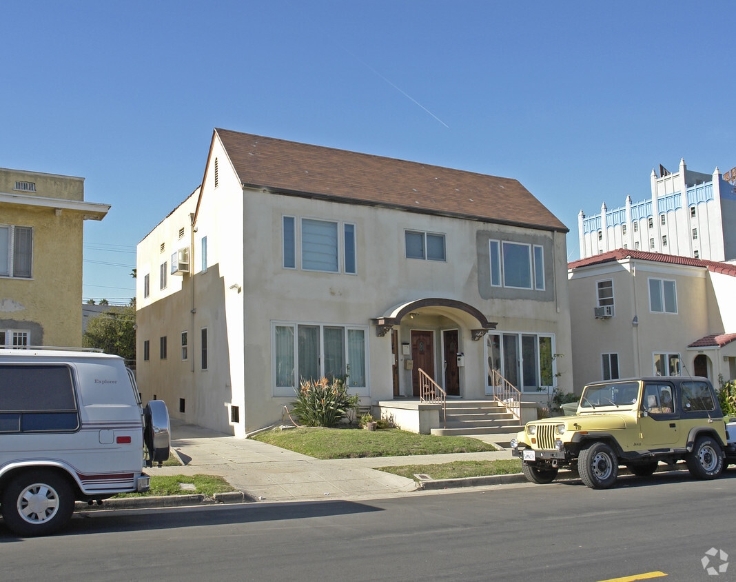 1343 S Bronson Ave, Los Angeles, CA 90019 Apartments in Los Angeles