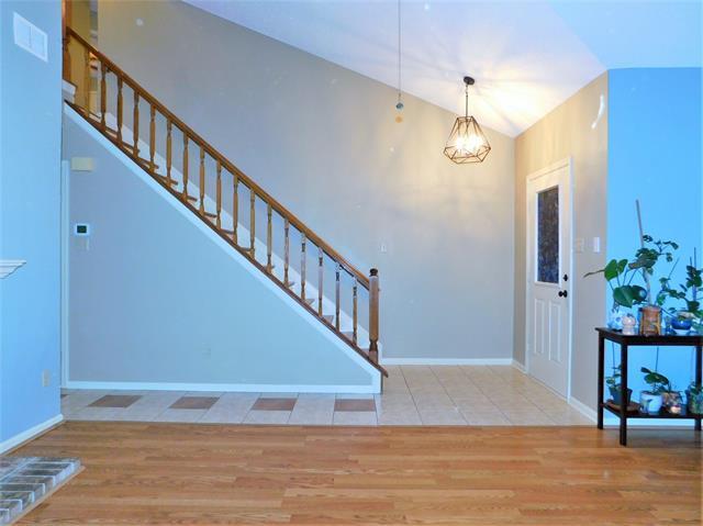 Building Photo - 2116 Bennington Ave