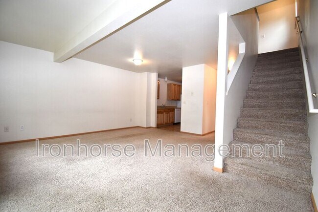 Building Photo - 2480 Wheeler Dr