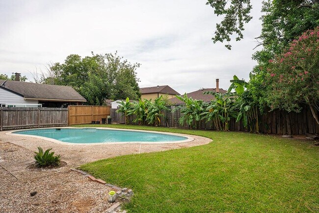 Foto del edificio - 10522 Clear Cove Ln