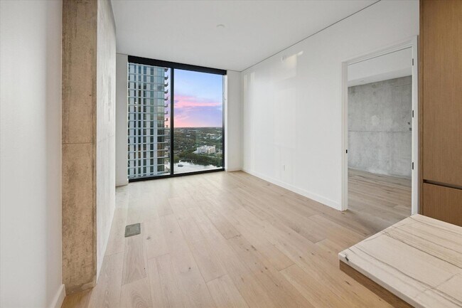 Foto del edificio - 610 Davis St