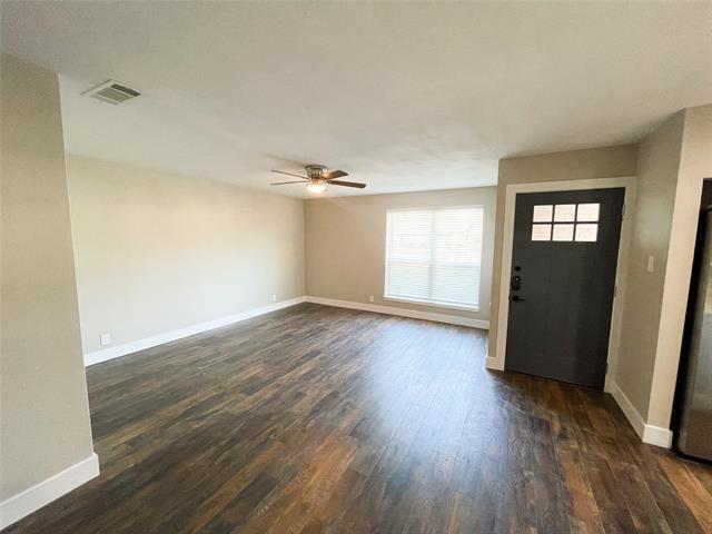 Foto del edificio - 3708 Cranston Ct E