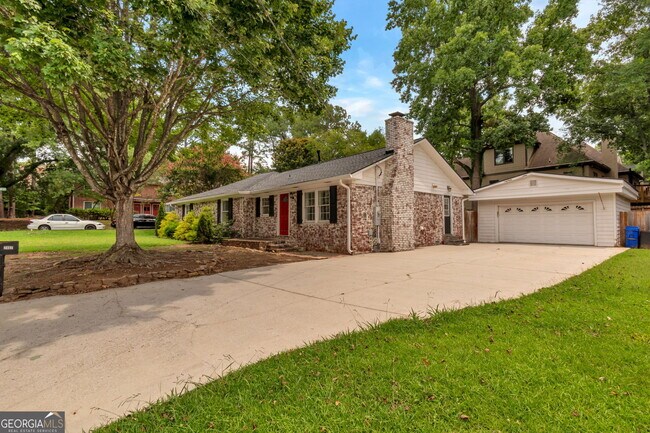 Foto del edificio - 2467 Ellijay Dr NE