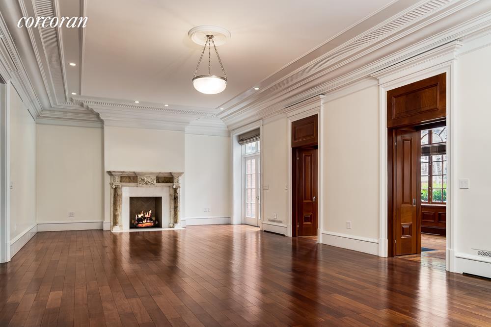 Primary Photo - 6 E 93rd St
