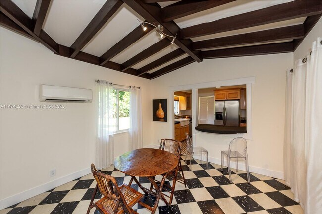 Foto del edificio - 3921 Hardie Ave