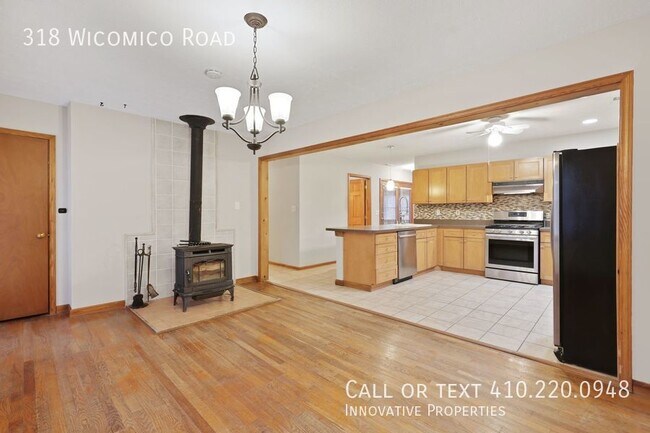 Building Photo - Walk to fishing, crabbing and more! Commun...
