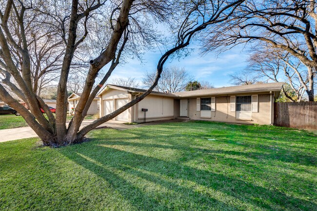 Building Photo - Cozy 3 bedroom 2 bath home in Richardson