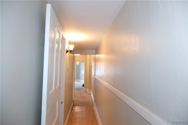 Foto del edificio - 82 Fargo Ave