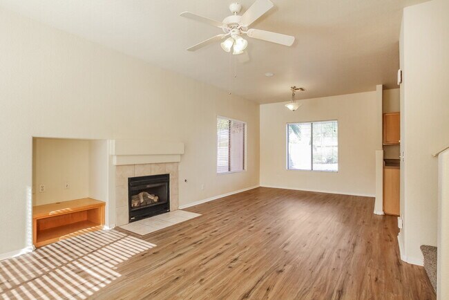 Foto del edificio - 16236 W Lilac St