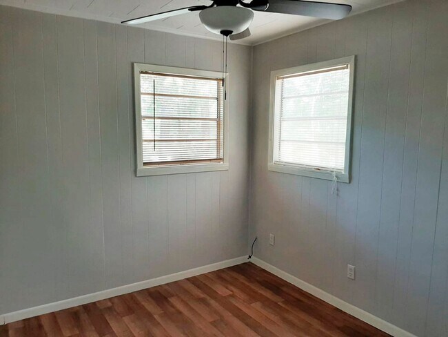 Building Photo - 202 Cypress Bend Dr