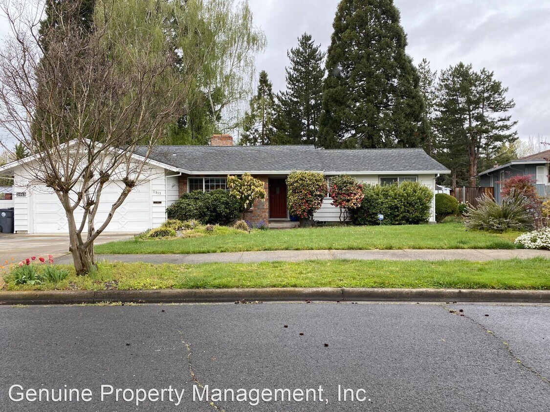 Foto principal - 3 br, 2 bath House - 2913 Comic Drive