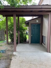 Building Photo - 208 N 1st St