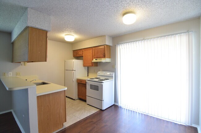 Foto del edificio - 1620 Ellen Pl