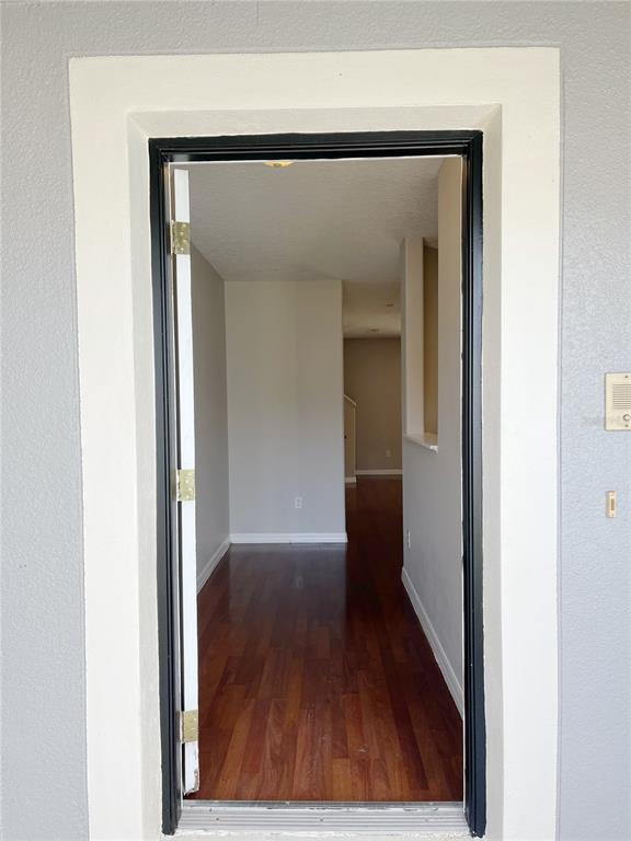 Foto del edificio - 12717 Lexington Summit St