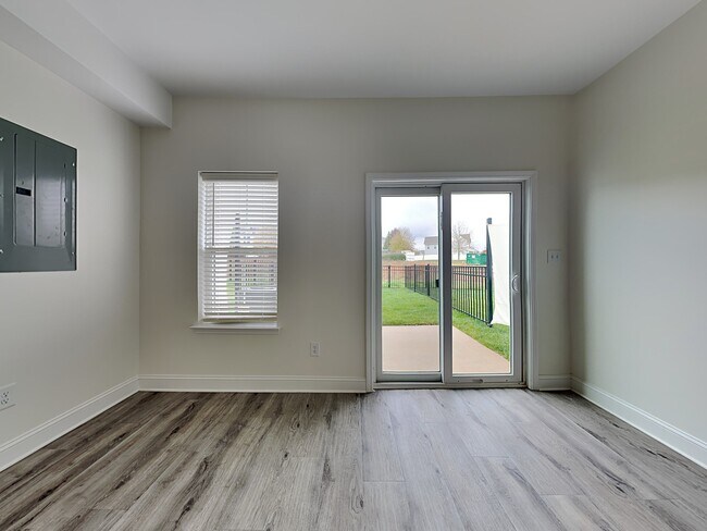 Foto del edificio - 2388 Eagle Creek Ct