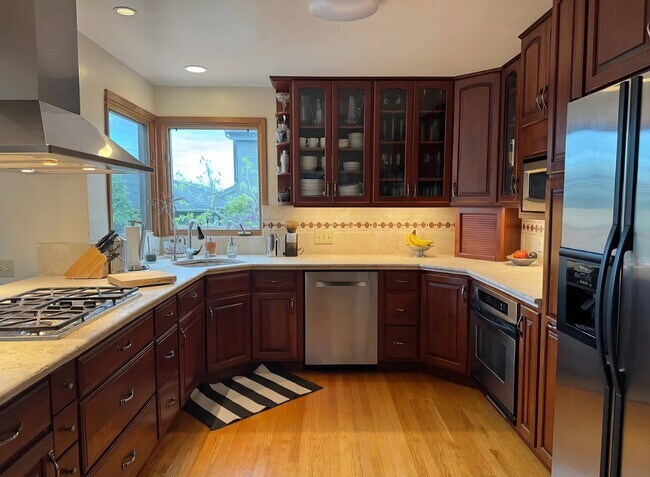 Foto del edificio - 6746 Cutting Blvd