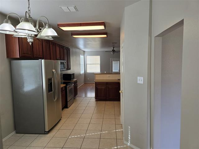 Building Photo - 4623 Southampton Blvd