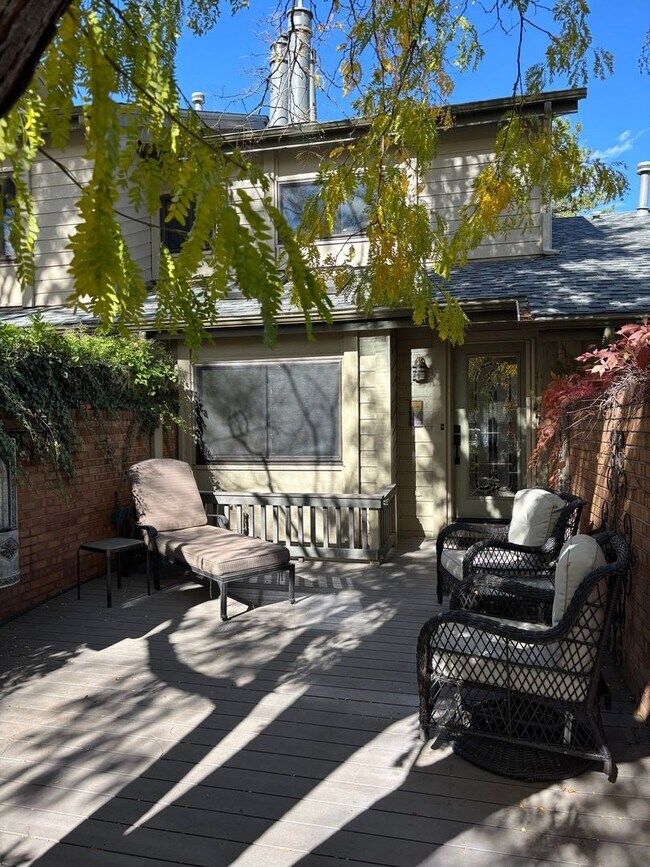 Foto del edificio - 770 Quince Cir