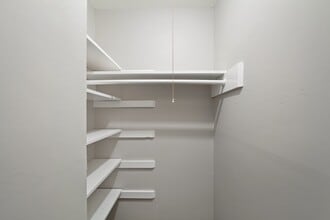 Building Photo - 13464 Castilian Dr