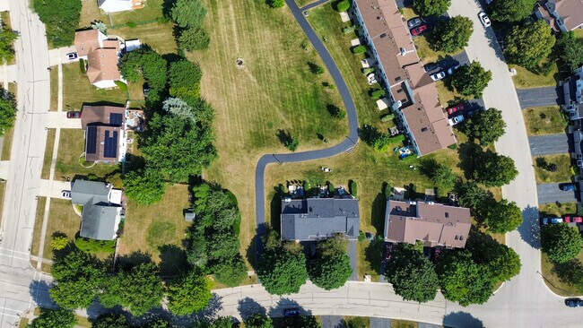 Building Photo - 173 N Oltendorf Rd
