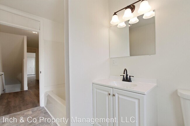 Foto del edificio - 4 br, 1.5 bath House - 306 Perry St