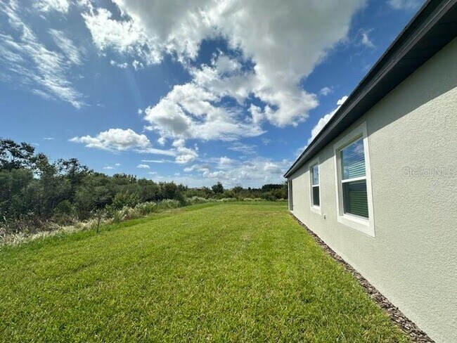Foto del edificio - 32087 Griffin Sands Ln