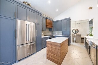 Building Photo - 11768 Carradale Ct