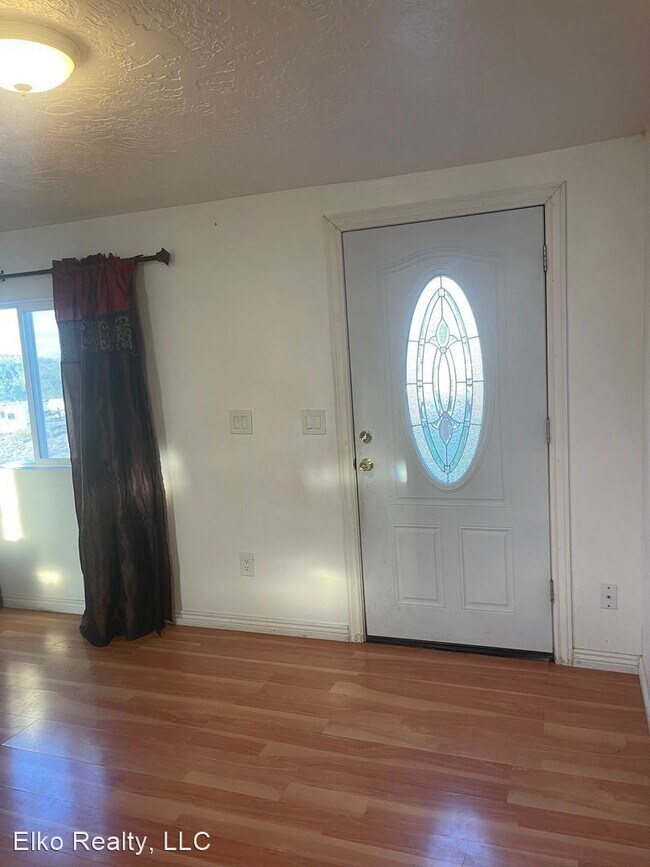 3 br, 2 bath House 4739 Nez Perce House Rental in Elko, NV