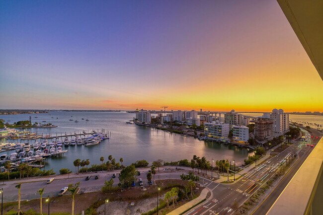 Foto del edificio - 1155 N Gulfstream Ave
