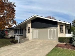 Primary Photo - 6052 W 129th Pl