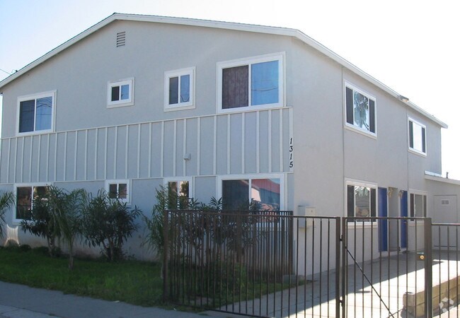 Alternate Building View 1 - 1315 Puls St
