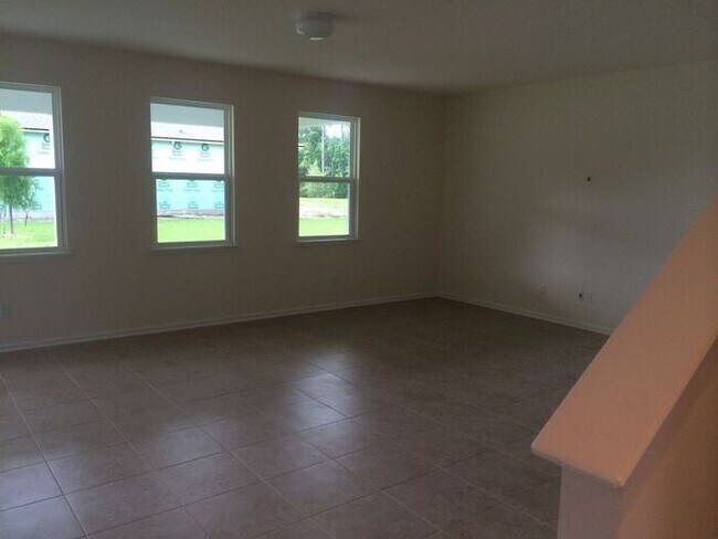 Building Photo - Beautiful Home in Durbin Crossing Open Flo...