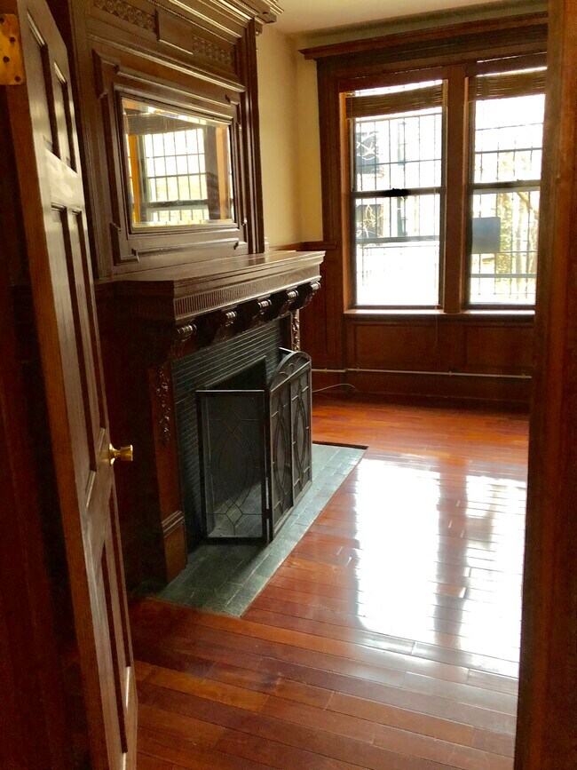 Building Photo - 460 W 142nd St