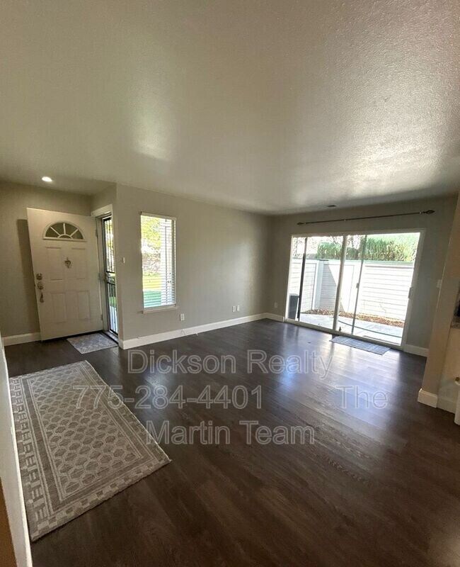 Building Photo - 2671 Sycamore Glen