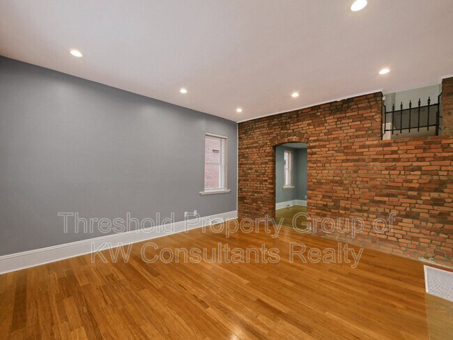 Foto del edificio - 143-145 East Kossuth Street - 145