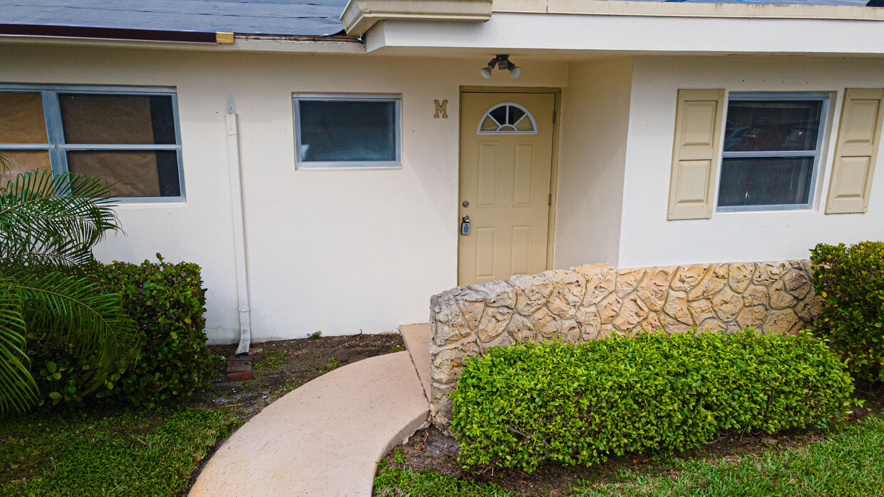 Foto principal - 2804 Crosley Dr E