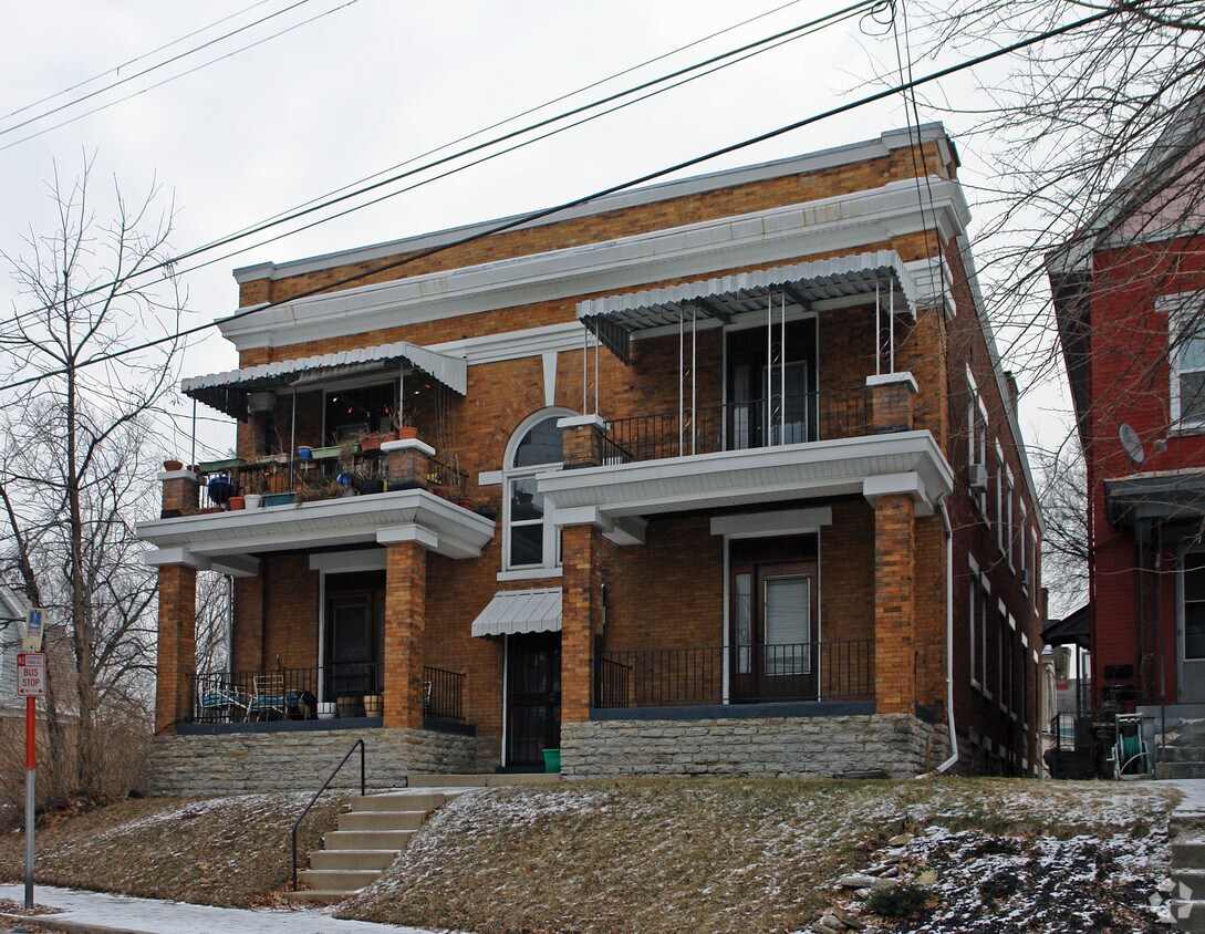 2376 Fairview Ave, Cincinnati, OH 45219 Apartments in Cincinnati, OH